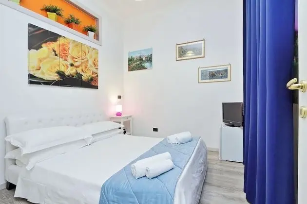 Büyük Yataklı Tek Kişilik Oda