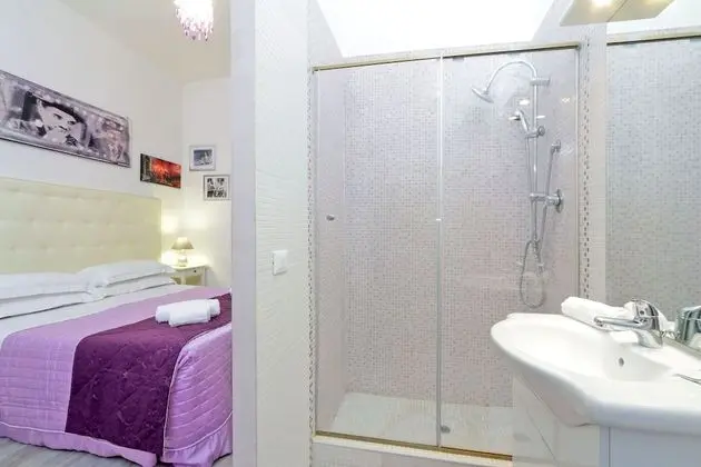 Tek Büyük veya İki Ayrı Yataklı Oda