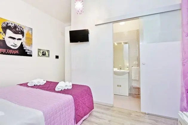 Tek Büyük veya İki Ayrı Yataklı Oda