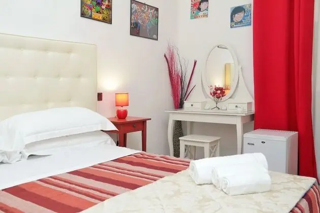 Tek Büyük veya İki Ayrı Yataklı Oda