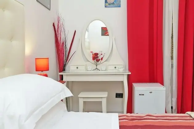 Tek Büyük veya İki Ayrı Yataklı Oda