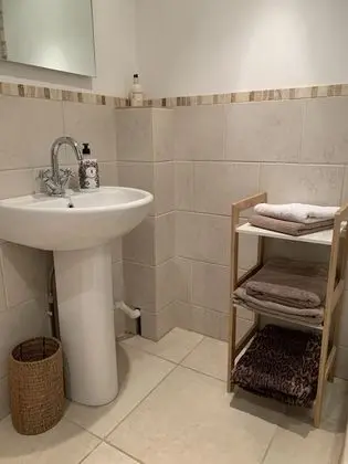 Stüdyo, Banyolu/Duşlu