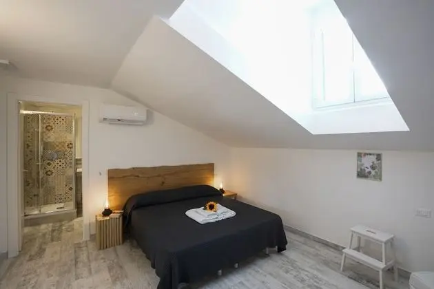 Classic Tek Büyük Yataklı Oda