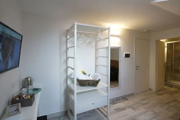 Classic Tek Büyük Yataklı Oda