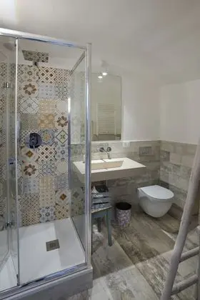 Classic Tek Büyük Yataklı Oda