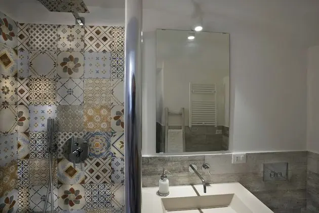 Classic Tek Büyük Yataklı Oda