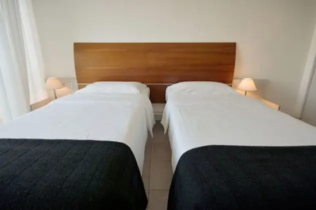 Standard Tek Büyük Yataklı Oda, Balkon, Deniz Manzaralı (frontal)