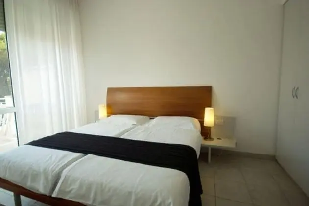 Standard Tek Büyük Yataklı Oda, Balkon, Deniz Manzaralı (frontal)
