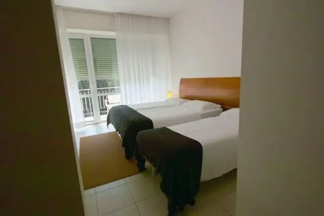 Üç Kişilik Oda, Balkon, Deniz Manzaralı (frontal)