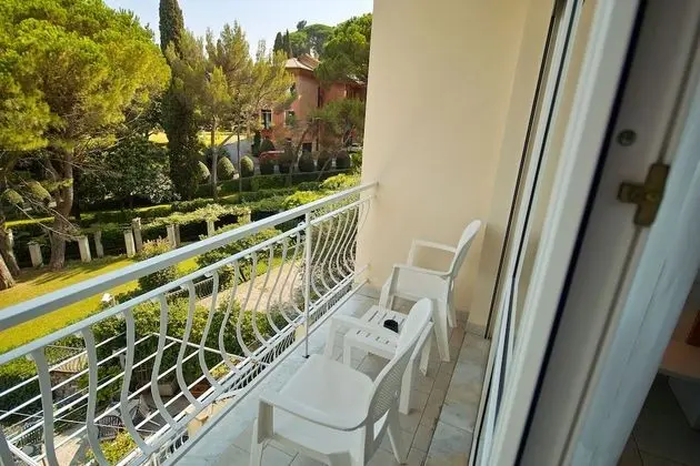 Üç Kişilik Oda, Balkon, Deniz Manzaralı (frontal)