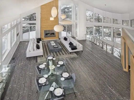 Ev (APRES Chalet)