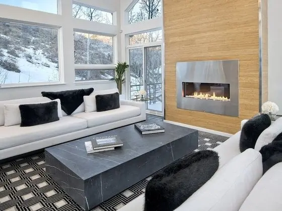 Ev (APRES Chalet)