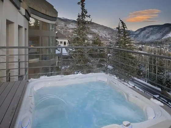 Ev (APRES Chalet)