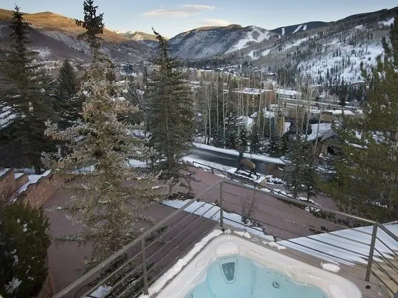 Ev (APRES Chalet)