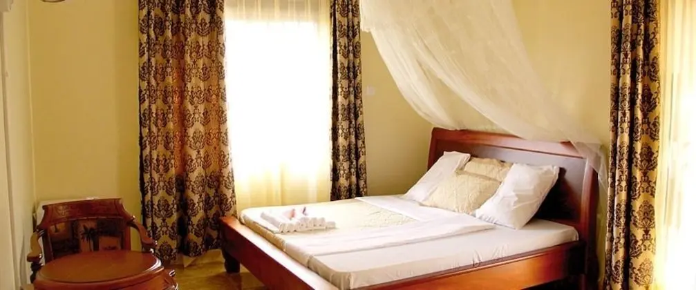 Deluxe Tek Büyük Yataklı Oda, Bahçe Manzaralı