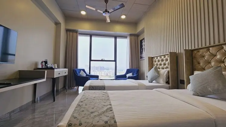 Deluxe Tek Büyük veya İki Ayrı Yataklı Oda