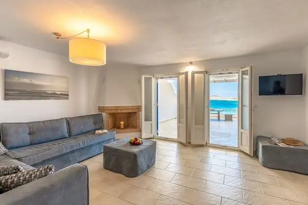 Villa, Deniz Manzaralı (Portara)