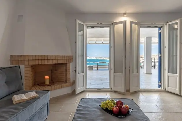 Villa, Deniz Manzaralı (Portara)
