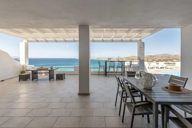 Villa, Deniz Manzaralı (Portara)