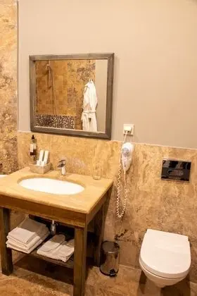 Deluxe Tek Büyük veya İki Ayrı Yataklı Oda