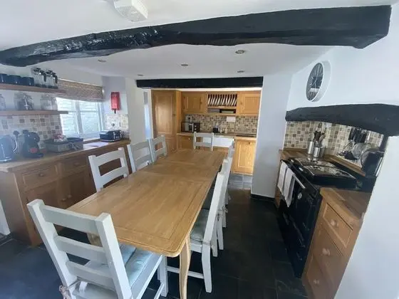 Luxury Kır Evi, Özel Banyo, Havuz Manzaralı (April Cottage)