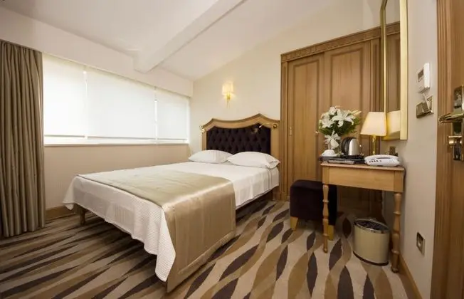 Standart Oda, Şehir Manzaralı