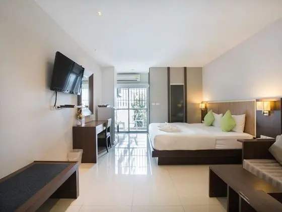 Deluxe Room Twin Bed