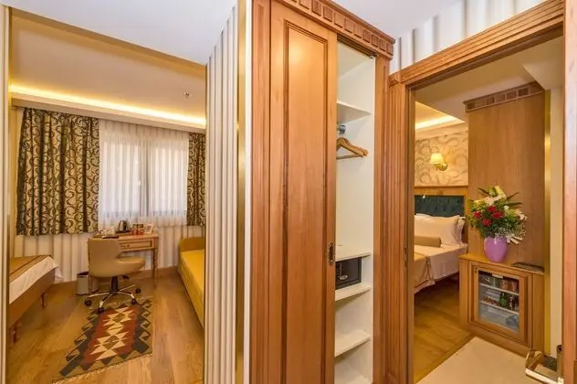 Connection Room