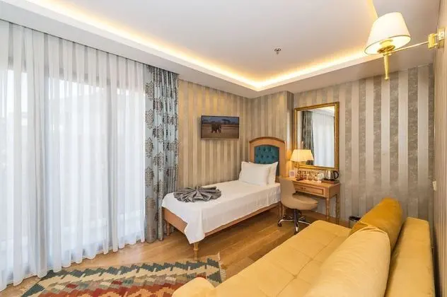 Standard Tek Büyük veya İki Ayrı Yataklı Oda