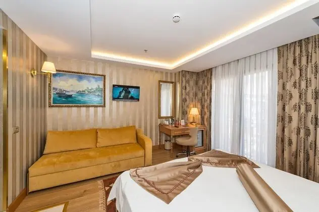 Standard Tek Büyük veya İki Ayrı Yataklı Oda