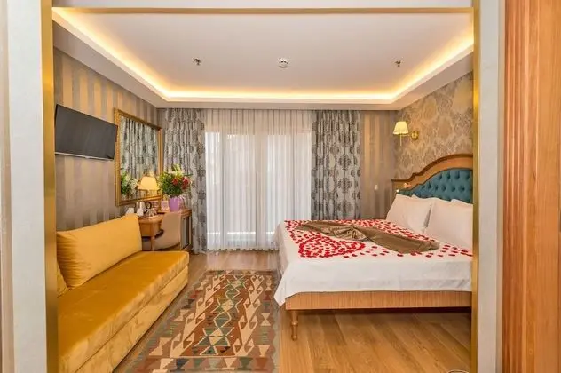 Standard Tek Büyük veya İki Ayrı Yataklı Oda