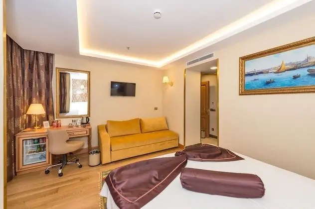Standard Tek Büyük veya İki Ayrı Yataklı Oda
