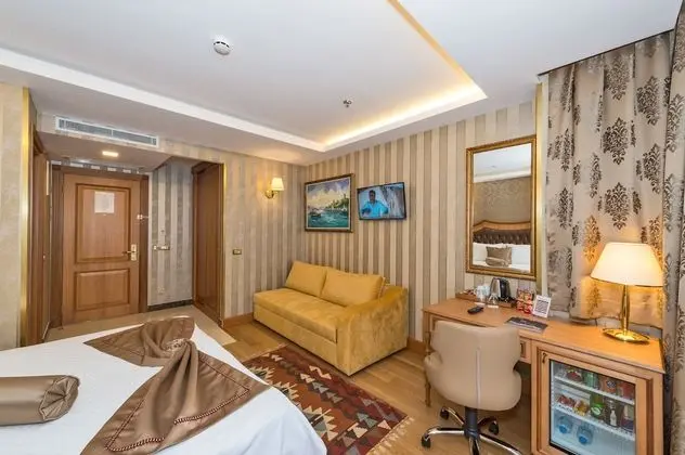 Standard Tek Büyük veya İki Ayrı Yataklı Oda