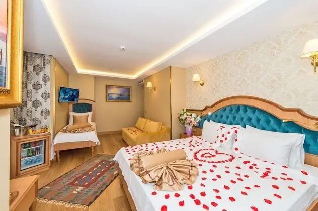 Standard Üç Kişilik Oda