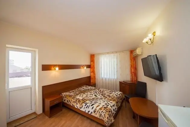 Comfort Tek Büyük Yataklı Oda