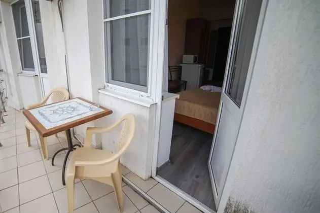 Comfort Tek Büyük Yataklı Oda