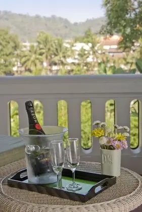 Deluxe Tek Büyük Yataklı Oda (River View Deluxe Queen)