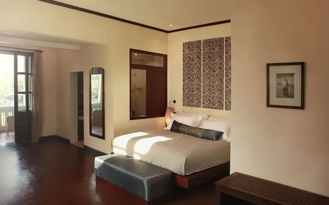 Deluxe Tek Büyük Yataklı Oda (River View Deluxe Queen)
