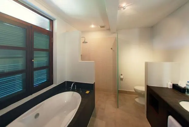 Deluxe Tek Büyük Yataklı Oda (River View Deluxe Queen)