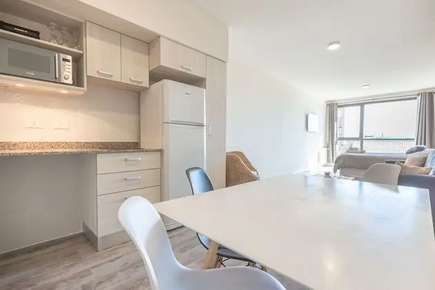 Stüdyo, Şehir Manzaralı