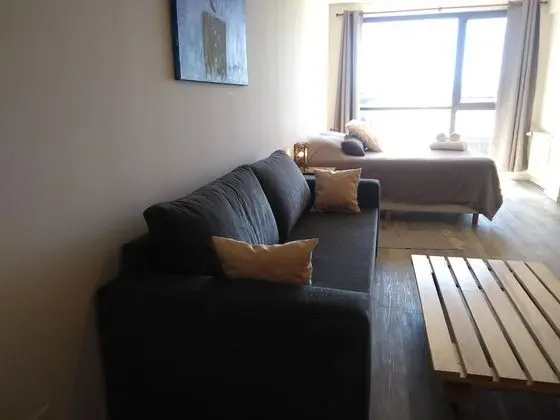 Stüdyo, Şehir Manzaralı