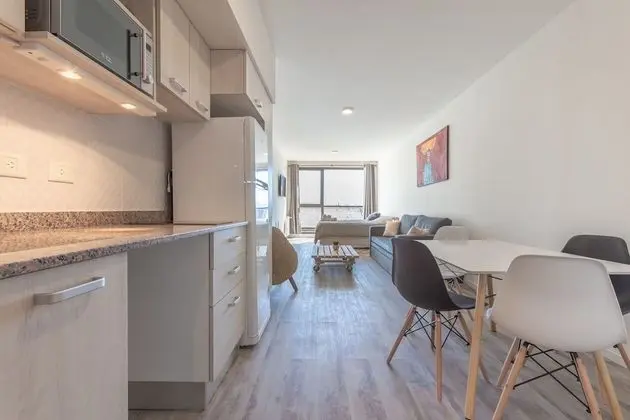 Stüdyo, Şehir Manzaralı