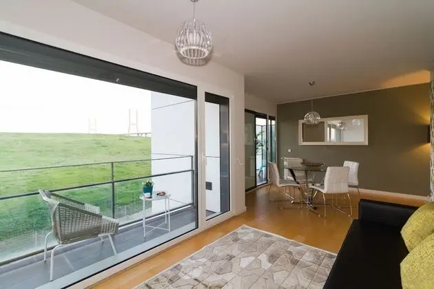 Superior Apart Daire, 2 Yatak Odası, Balkon, Nehir Manzaralı
