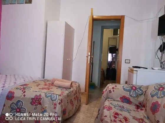 Economy İki Ayrı Yataklı Oda, Ortak Banyo (Patronato C)