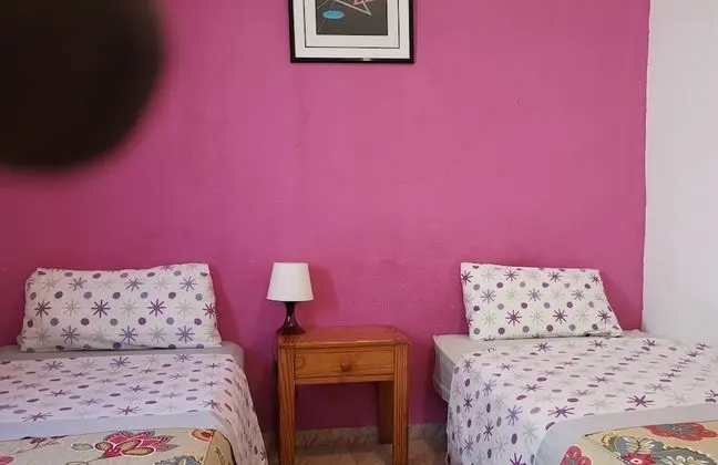 Economy İki Ayrı Yataklı Oda, Ortak Banyo (Patronato C)