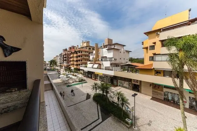 Junior Apart Daire, Şehir Manzaralı