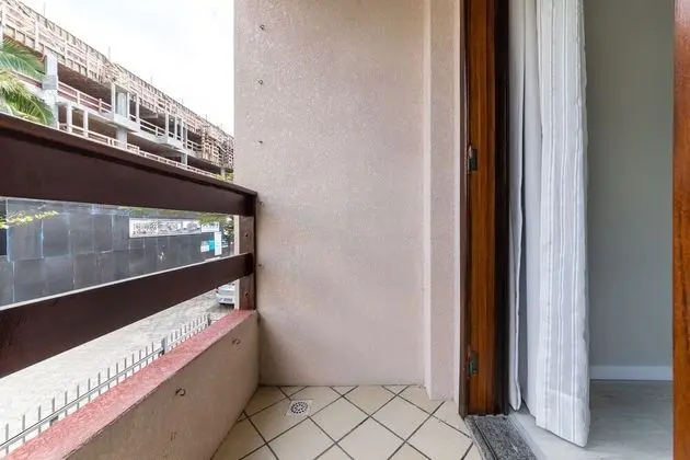 Junior Apart Daire, Şehir Manzaralı