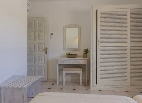 Apart Daire, 1 Yatak Odası, Balkon, Havuz Manzaralı