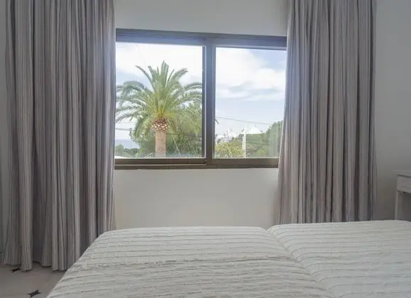 Apart Daire, 1 Yatak Odası, Balkon, Havuz Manzaralı