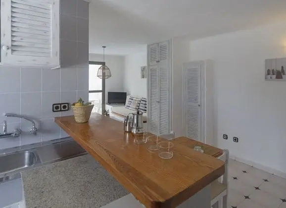 Apart Daire, 1 Yatak Odası, Balkon, Havuz Manzaralı